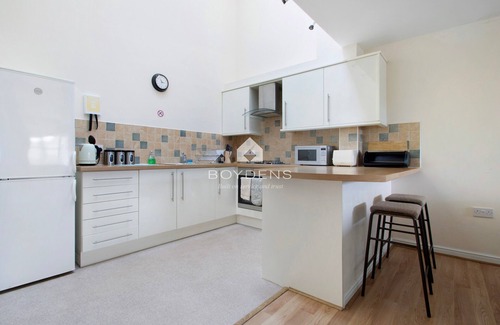 Frinton-on-Sea House | Nestled in the heart of Frinton on Sea is this terraced mews cottage offering open plan living
