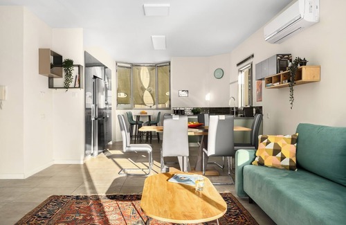 Netanya Apartment | Netanya Beach Pool Studio by Sea N' Rent