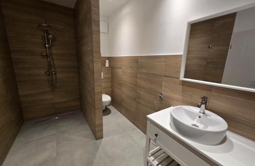 Muritz Apartment | Neu renovierte, komplett ausgestattete Ferienwohnung mit 2 Schlafzimmern