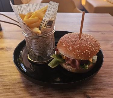 Luna House | Nevan Luna Home