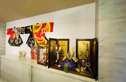 Dogomachi Apartment | -New-南町駅徒歩1分-ビル2階-貸切ルーム8人まで-松山城や道後温泉へアクセス良好-駐車場無料