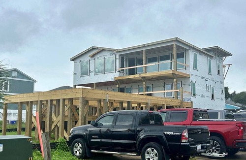 Yaupon Beach House | NEW 10BR,10 Full BA,2 Half BA, 2nd Row,Pool,Elevator,EV Charger, Sleeps 26