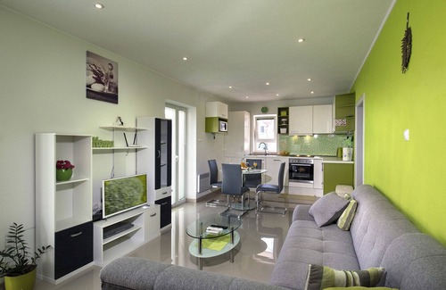 Selca Apartment | New 2 bedroom apartment with outdoor jacuzzi