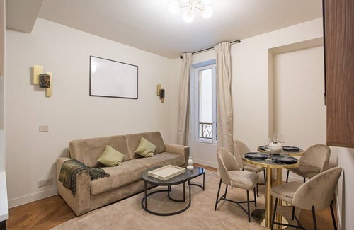 Porte-Saint-Martin Apartment | New apartment Center of Paris/Le Marais