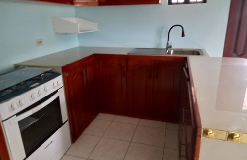 Port of Spain House | New apartment that's close to everything