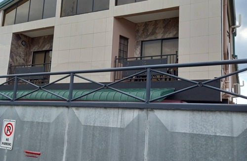 Port of Spain House | New apartment that's close to everything