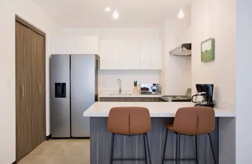 Alajuela Apartment | NEW Apt in Gated Condominium - 5min from San José Airport - AC-Security 24/7 TRI