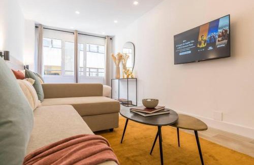 Recoletos Apartment | NEW APT in the heart of Madrid