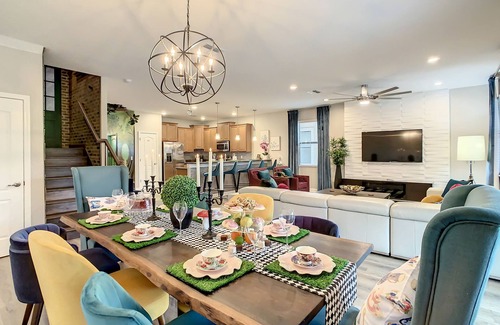 Davenport House | New-Arcade Game Rooms-2 Theaters-6 Themed Bedrooms