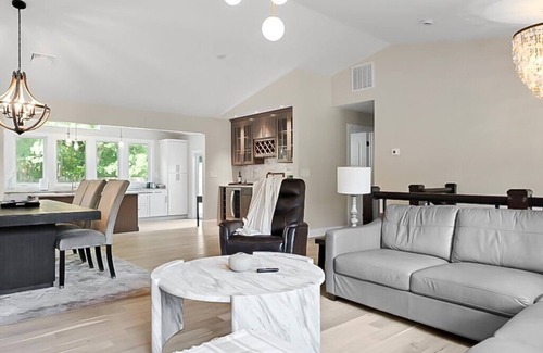 Saunderstown House | New Build, Private Beach, Central Air, Big Yard, Firepit, Wine Bar