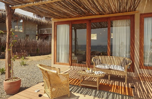 Punta Veleros House | New bungalow suite in Punta Veleros, Los Organos
