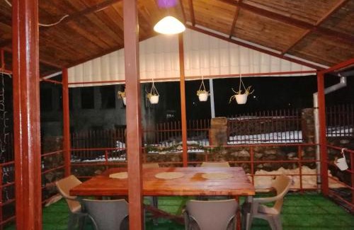 Dubova House | New Cabana Beea
