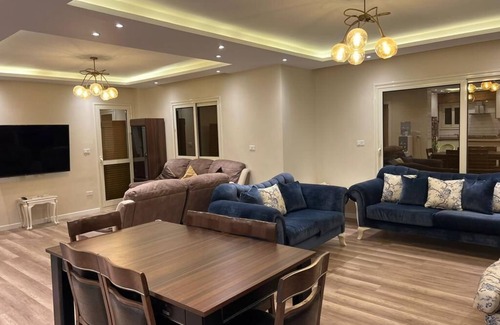 Ash-Shruq Apartment | New Cairo Luxurious Apartment w/Wide Garden View