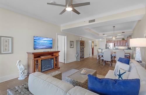 Dauphin Island Condo | New! Calm Seas~2 Bedrm~Cozy Beach Retreat