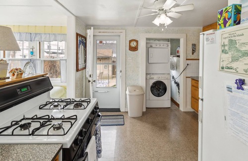 Wareham Center Cottage | NEW! Coastal Cottage Retreat Steps from the Beach
