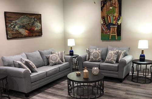 Downtown Condo | New Condo - Sleeps 6 - Downtown Lafayette! #202