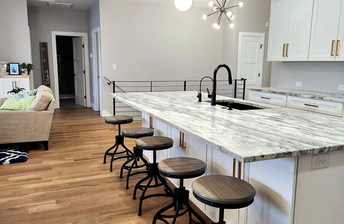 Six Mile House | NEW CONSTRUCTION! Lake Keowee Lakefront 4 bedroom/4bath house, 9 mi. to Clemson