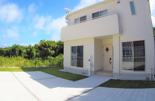Chinen-son House | New construction ☆ OCEAN VIEW ☆ There are many golf courses nearby!Near World Heritage Seiba Mitake ★