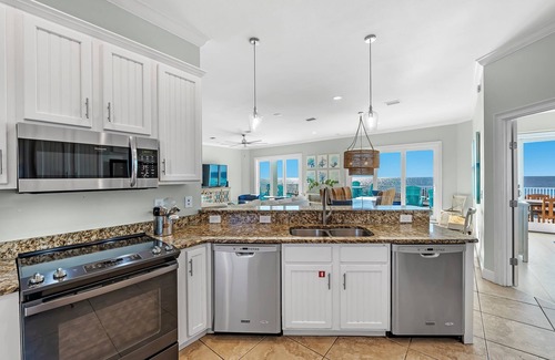 Gulf Shores House | NEW Crews Quarters by GSVR | Beachfront Home w/Expanded Pool & Porch + FREE Activities/Golf
