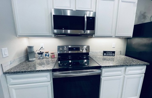 Lubbock House | New! Cute 3BR/2BA Lubbock House Just 6 Miles from Texas Tech- Sleeps 8!