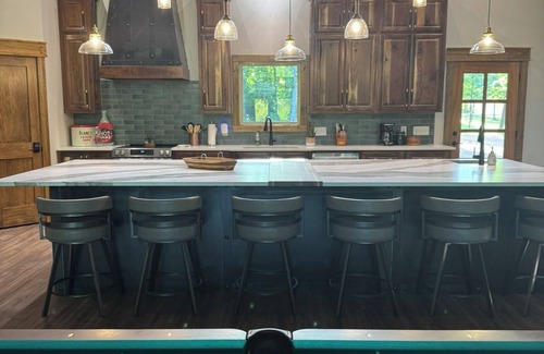 Murfreesboro Cabin | NEW Diamond in the Rough Riverfront Retreat on the Little Missouri River