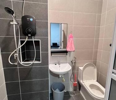 Muar House | [New Double Storey] 12 to 14 Pax - SG ABONG - BRIGHT INN HOMESTAY