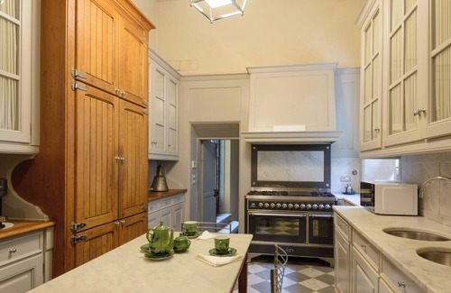 Oltrarno Villa | NEW Dreaming in Pian dei Giullari Villa with private stunning swimming Pool!