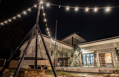 Kuala Klawang House | New DurianFarmBrick Villa22 pax FeldaTiTi