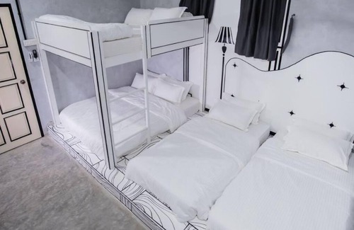 Kuala Klawang House | New DurianFarmBrick Villa22 pax FeldaTiTi