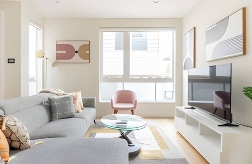 Eastlake House | NEW Eastlake 4B3BT 1M Home Views - Sleeps 10