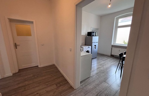 Zeitz Apartment | New flat for 9 ★Special price per month ★ 4 Rooms