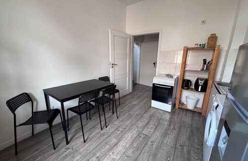 Zeitz Apartment | New flat for 9 ★Special price per month ★ 4 Rooms