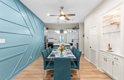 Port Bolivar House | New! Gulfwinds - Beachfront, Heated saltwater pool & spa, 3BR/2Ba, dog-friendly!