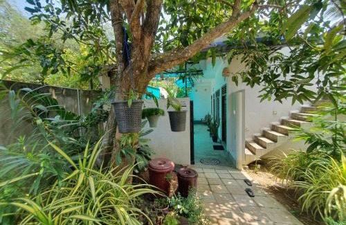 Thalaramba House | New Happy House Mirissa