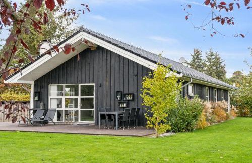 Dannemare House | New Holiday Home Close To The Beach