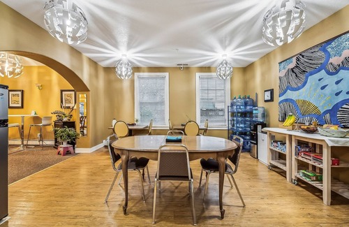 Cathlamet Apartment | NEW! Hotel Cathlamet Room 201 - Interior Full