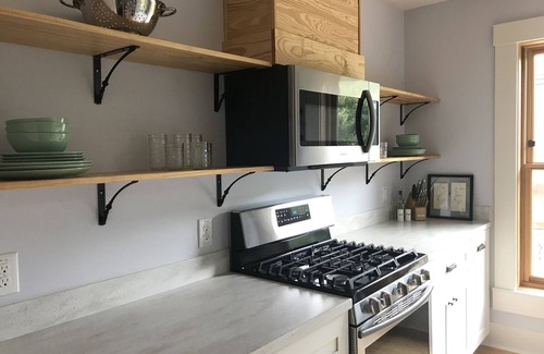 Hyde Park House | New Hyde Park Charmer Among the Trees