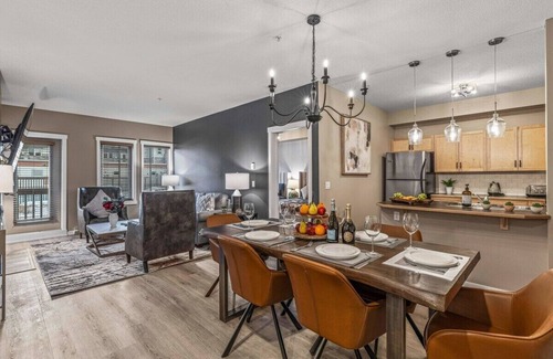 Canmore Apartment | NEW! Jove by SSR Luxury 1300SQF 3R&2BATH