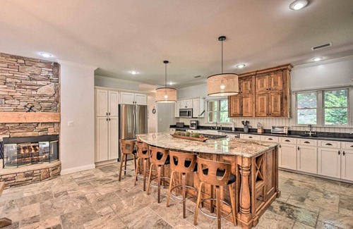 Seneca House | NEW! Lakefront Seneca Hideaway w/Fire Pit & Decks