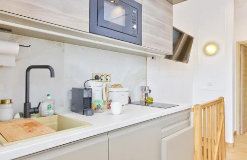 18th Arrondissement Apartment | New! Le Vénitien, Parisian Getaway, Sacré-Cœur