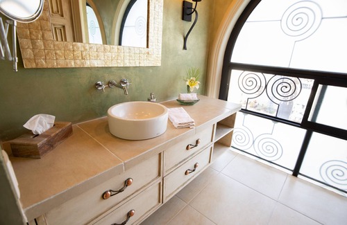 Ajijic Hotel | New listing! Ajijic Lake Front Suite! Suite 2