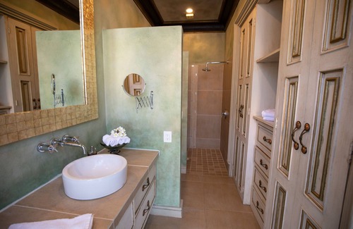 Ajijic Hotel | New listing! Ajijic Lake Front Suite! Suite 2