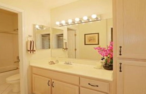 McCormick Ranch Condo | New Listing! Gated luxury condo with 2 mstr suites, in desirable McCormick Ranch