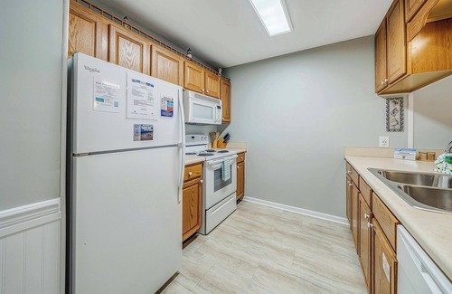 Crescent Beach House | NEW Listing- Townhome w/Pool just Steps to the Beach! FREE Golf & Tix!