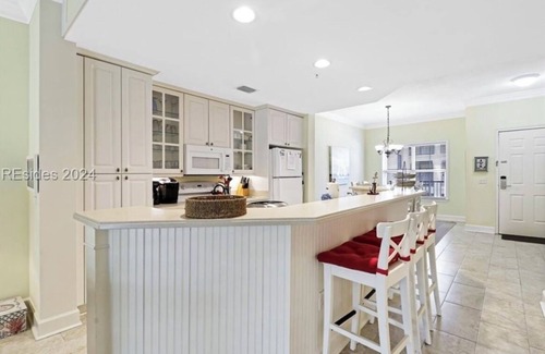 North Forest Beach Condo | New Listing 2BR/2BA/Walk-In Shower/Sofa Bed/Sleeps 7/WiFi/Porch/Pool/Hot Tub