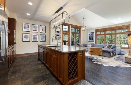 River Run Condo | NEW LONE EAGLE PENTHOUSE, TRUE SKI-IN/SKI-OUT ON KEYSTONE MOUNTAIN