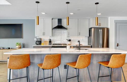 Winter Park House | New Luxury 2205 I Hot Tub I Peloton Bike I AC I Great Views I Best Price I FREE Adventures Daily