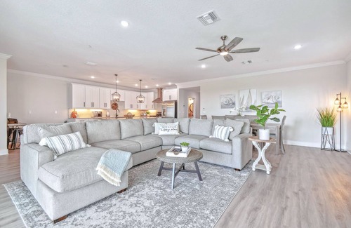 Indian Shores Condo | New Luxury PENTHOUSE Beach Condo with Pool and Water Views!