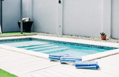 Wayaka House | New Modern 3br Private Pool, 6min Form The Beach