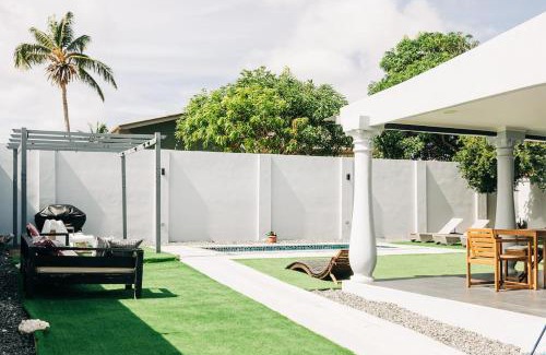 Wayaka House | New Modern 3br Private Pool, 6min Form The Beach